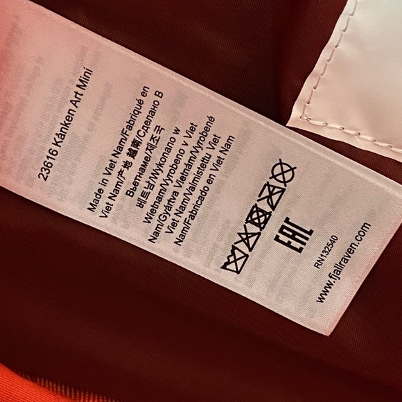 Fjällräven Women's Kanken Art Mini Backpack Poppy Fields Cotton Sky Coral Peach - Picture 11 of 13